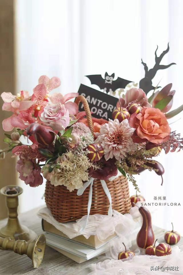 学插花开花店有前途吗_插花花艺培训开花店