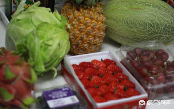 寄托哀思的花束图片_寄托哀思的简短的话