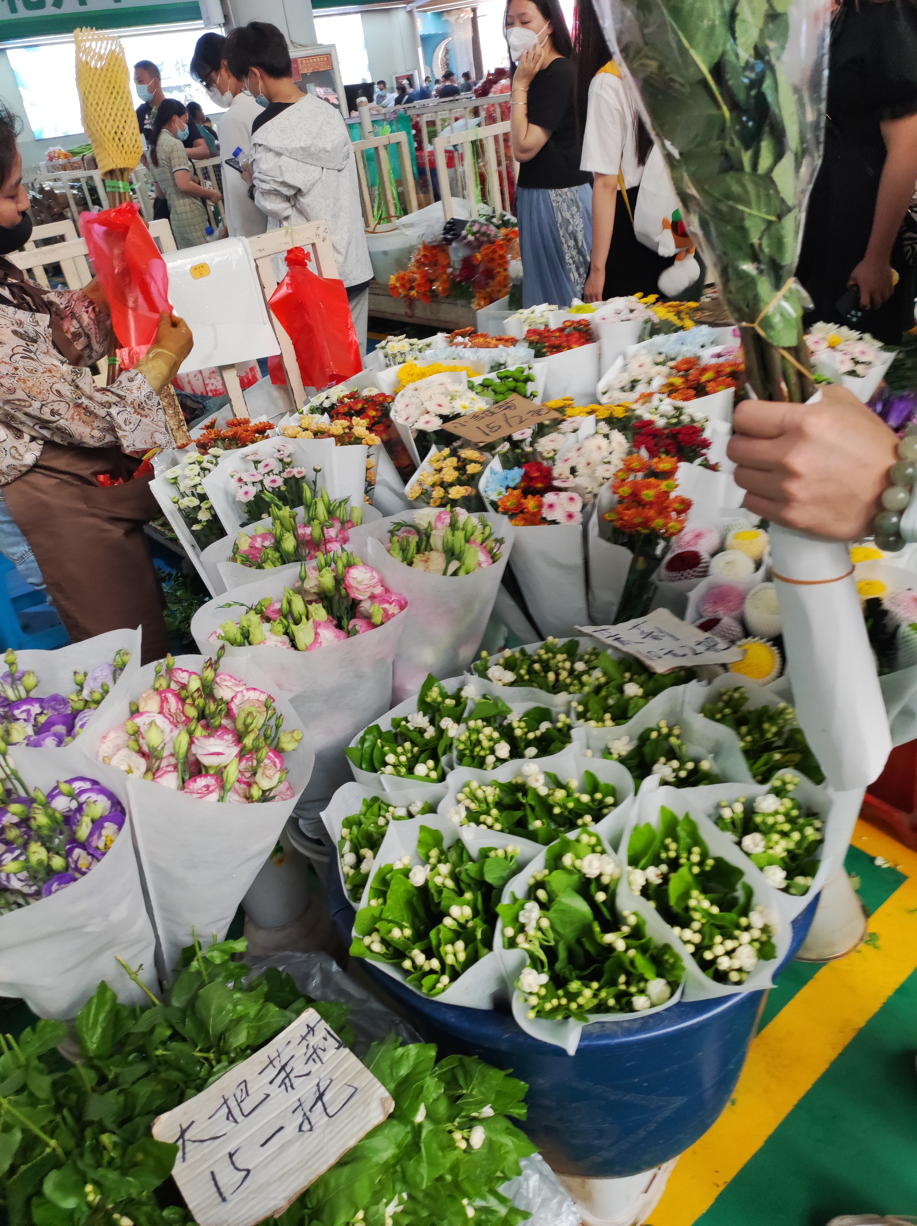 云南昆明鲜花网批发平台（昆明鲜花批发网哪个好）