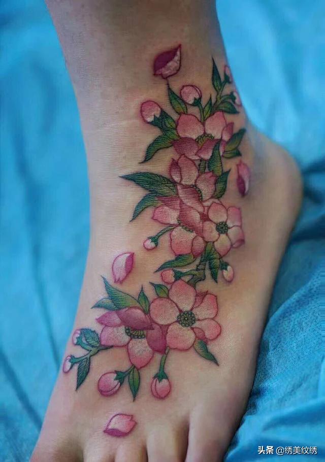 女生纹彼岸花代表什么（女生纹彼岸花代表什么含义）